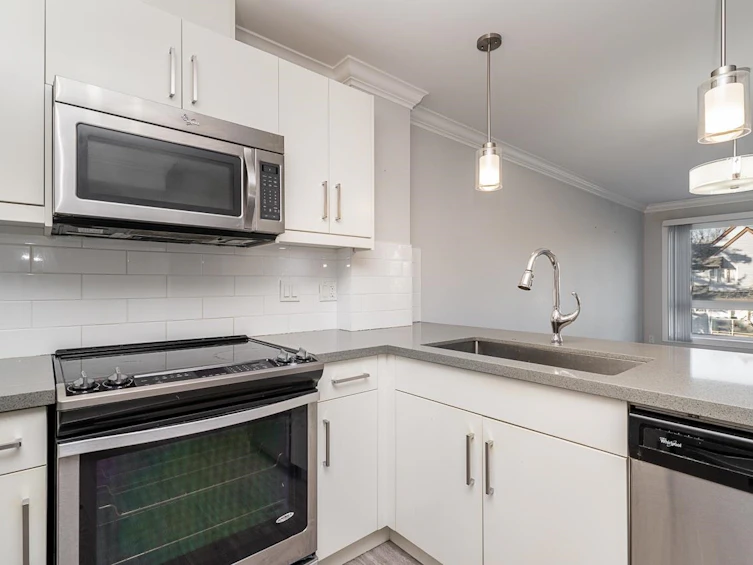 304-2268 Shaughnessy Street, Port Coquitlam, BC, V3C 3C8 - 6