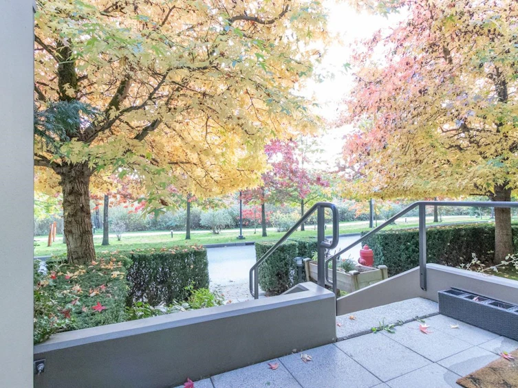 TH16-2345 Madison Avenue, Burnaby, BC, V5C 0B3 - 18