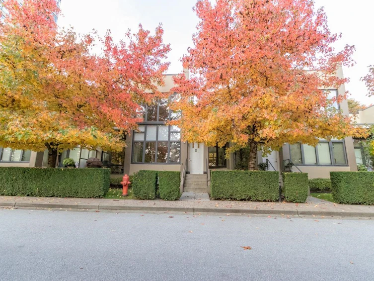 TH16-2345 Madison Avenue, Burnaby, BC, V5C 0B3 - 20