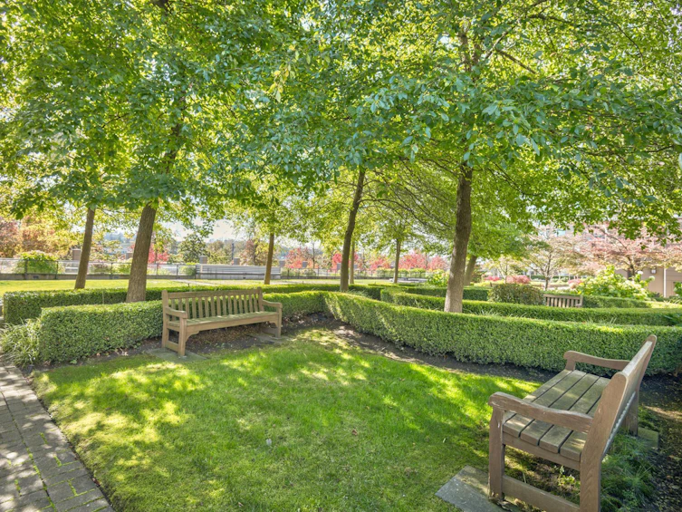 TH16-2345 Madison Avenue, Burnaby, BC, V5C 0B3 - 32