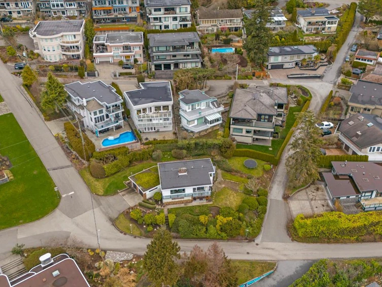 14401 Sunset Drive, Surrey, BC, V4B 2V6 - 35