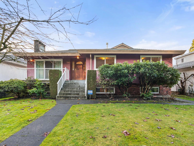 4651 W 16th Avenue, Vancouver, BC, V6R 3E9