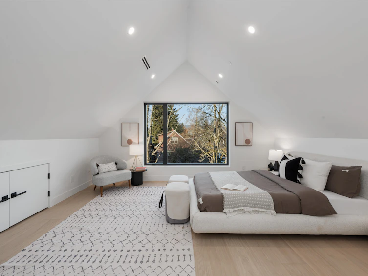 1-280 E 32 Avenue, Vancouver, BC, V5V 2Y3 - 32