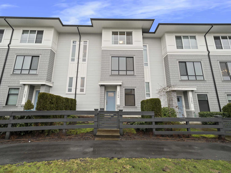 1704-18505 Laurensen Place, Surrey, BC, V4N 6R7 - 2