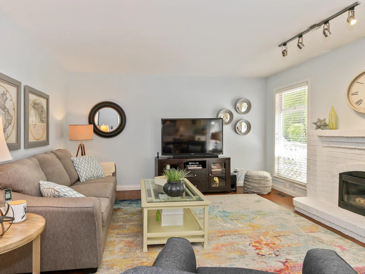 6430 179 Street, Surrey, BC, V3S 7J9 - 8
