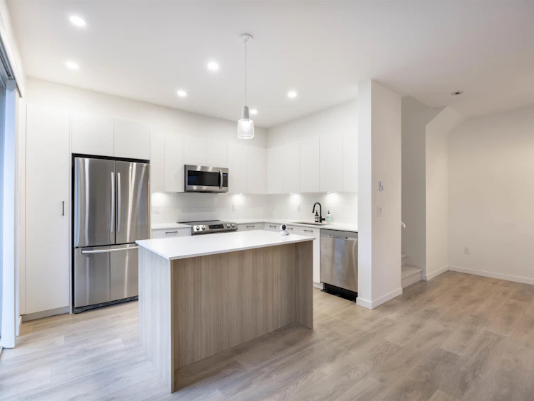 17-15255 Sitka Drive, Surrey, BC, V3S 0B1 - 10