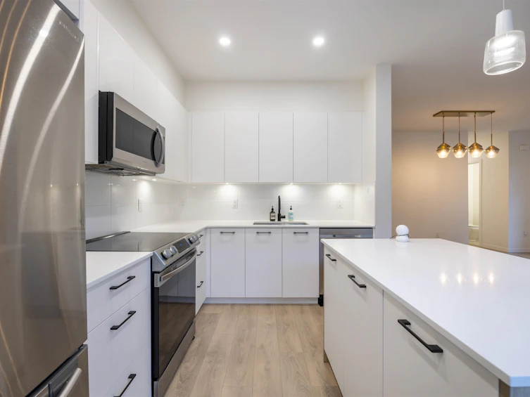 17-15255 Sitka Drive, Surrey, BC, V3S 0B1 - 12