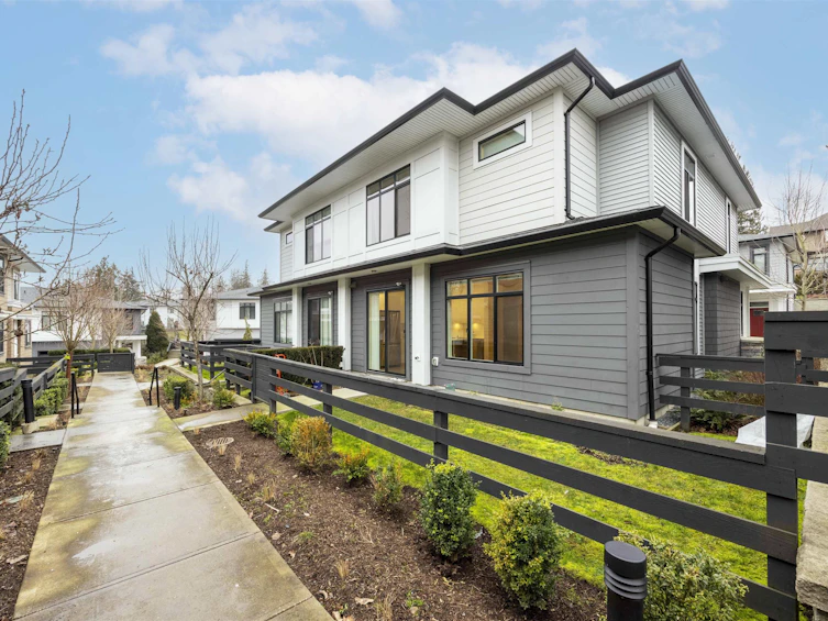 17-15255 Sitka Drive, Surrey, BC, V3S 0B1 - 4