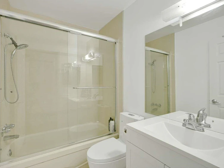 613-13923 72 Avenue, Surrey, BC, V3W 2P6 - 18