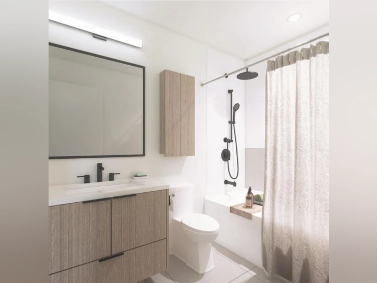 426-9456 134 Street, Surrey, BC, V3V 0G8 - 4