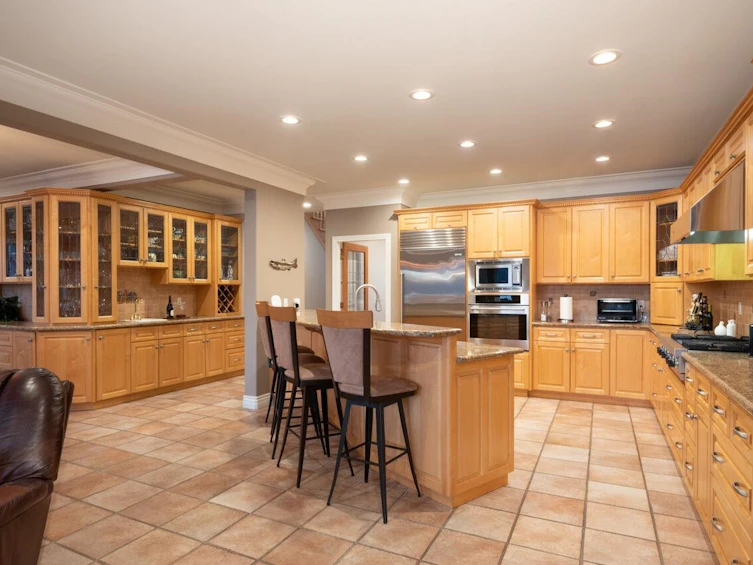 242 Turtlehead Road, Port Moody, BC, V3H 4P2 - 11