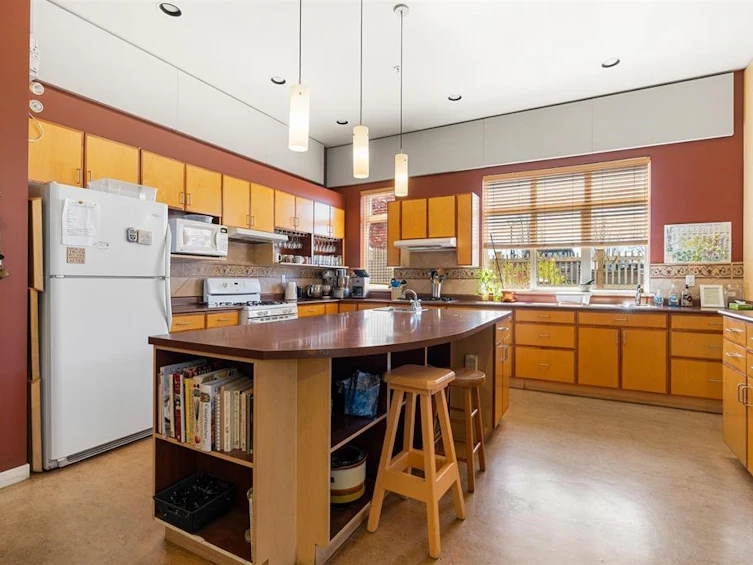 401-4272 Albert Street, Burnaby, BC, V5C 2E8 - 35