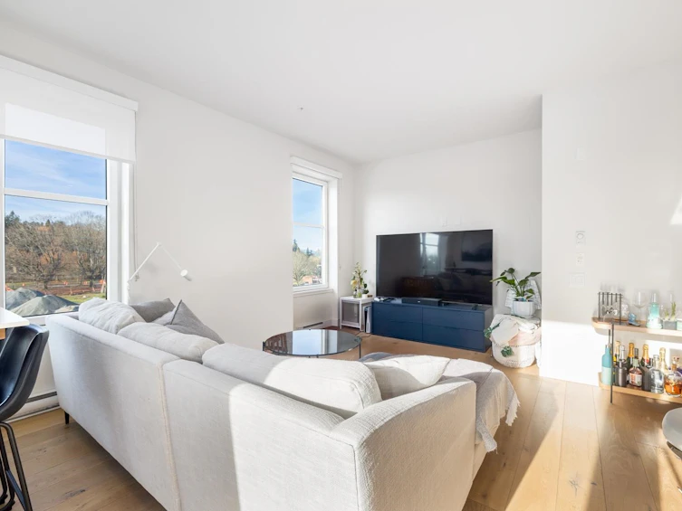 401-108 E 35th Avenue, Vancouver, BC, V5W 1A6 - 9