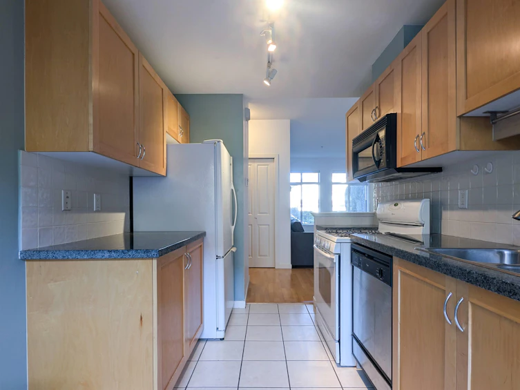 104-4238 Albert Street, Burnaby, BC, V5C 6T1 - 13
