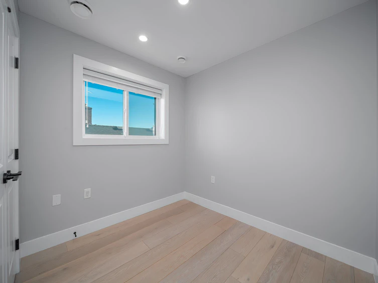 3360 Parker Street, Vancouver, BC, V5K 2V9 - 12