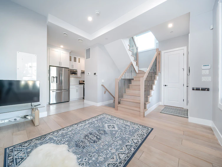 3360 Parker Street, Vancouver, BC, V5K 2V9 - 3