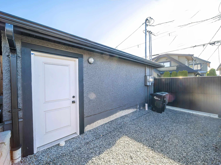 3360 Parker Street, Vancouver, BC, V5K 2V9 - 16
