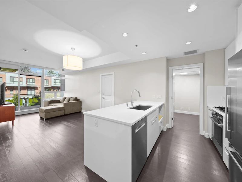 203 - 6383 Cambie Street, Vancouver BC V5Z 3B2