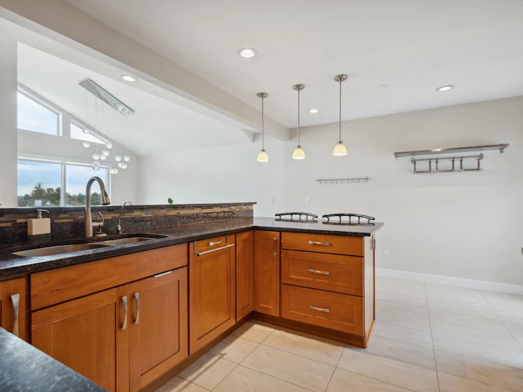 1385 Yarmouth Street, Port Coquitlam, BC, V3C 5P9 - 14