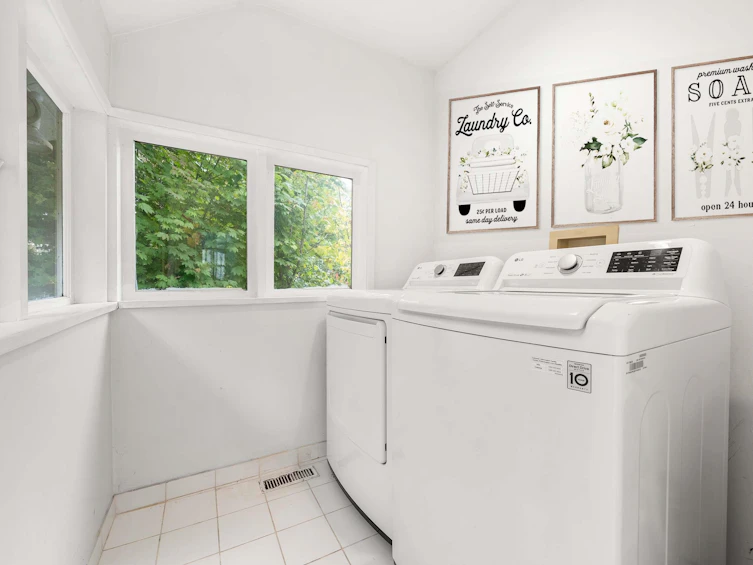 2511 Mathers Avenue, West Vancouver, BC, V7V 2J2 - 28