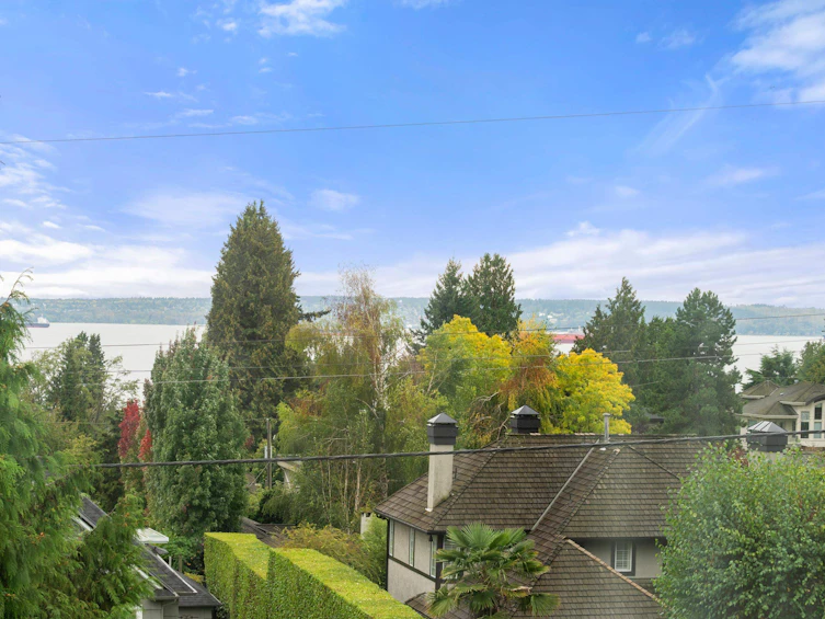 2511 Mathers Avenue, West Vancouver, BC, V7V 2J2 - 34