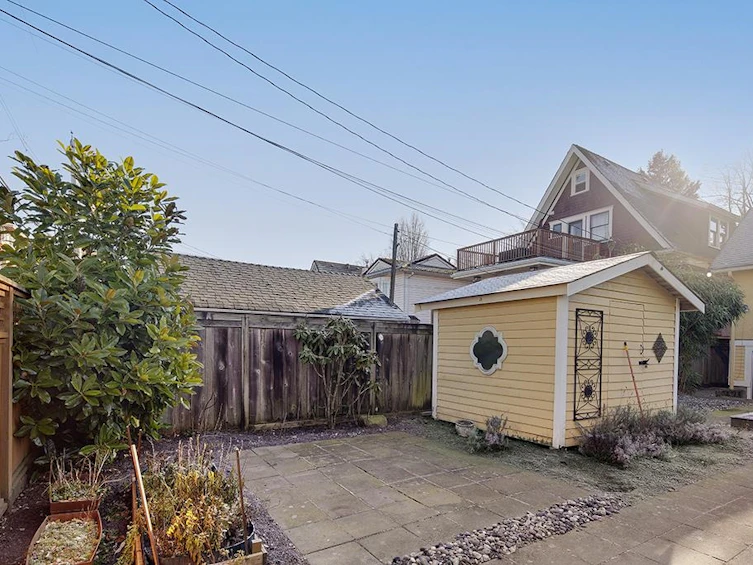 1595 E 13th Avenue, Vancouver, BC, V5N 2B7 - 31