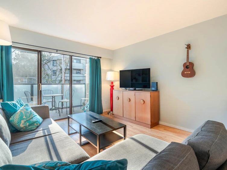 304-930 E 7th Avenue, Vancouver, BC, V5T 1P6 - 11
