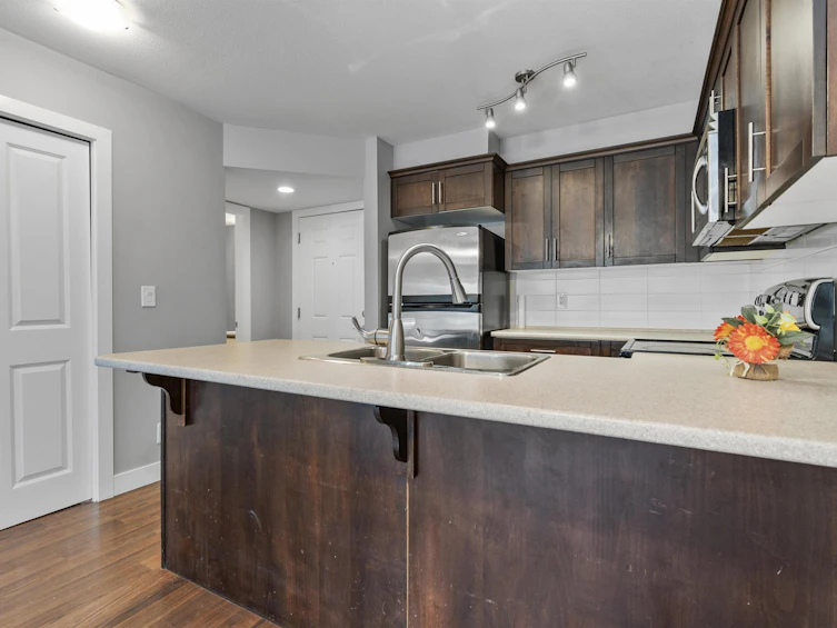 103-46289 Yale Road, Chilliwack, BC, V2P 0B9 - 5