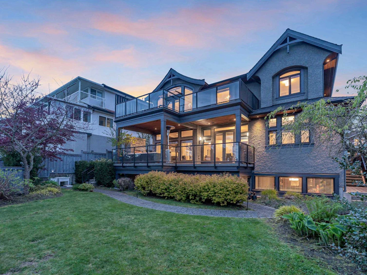 125 N Glynde Avenue, Burnaby, BC, V5B 1G8 - 16