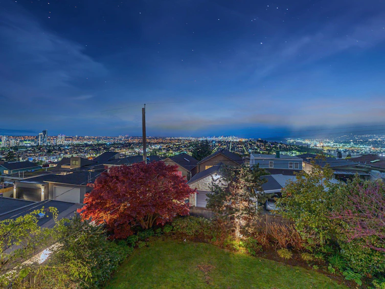 125 N Glynde Avenue, Burnaby, BC, V5B 1G8 - 35