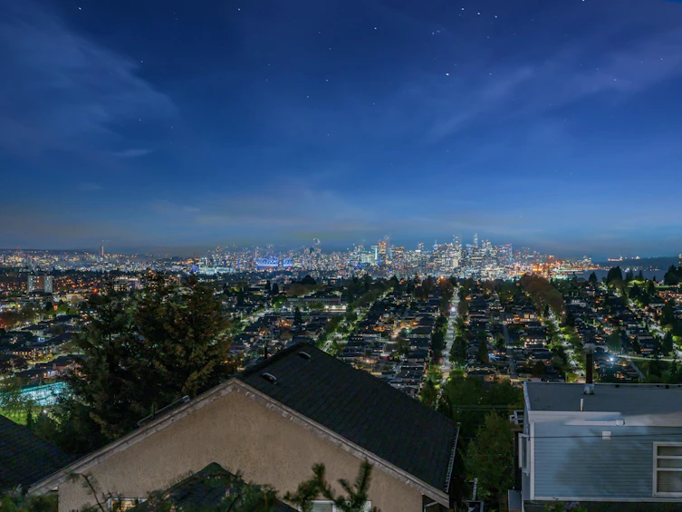 125 N Glynde Avenue, Burnaby, BC, V5B 1G8 - 36