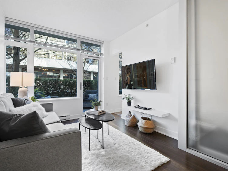 121-1777 W 7th Avenue, Vancouver, BC, V6J 0E5