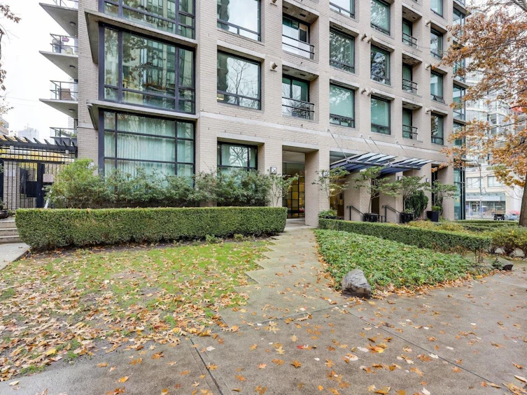 1004-1003 Burnaby Street, Vancouver, BC, V6E 4R7 - 2