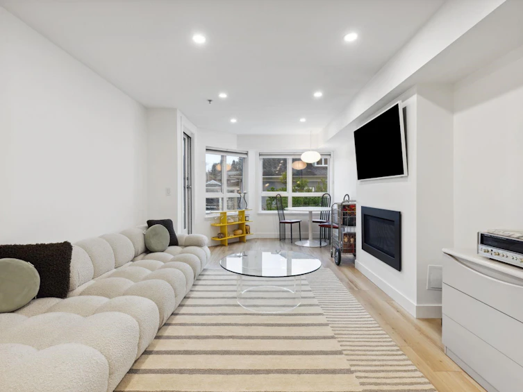 205-1707 Charles Street, Vancouver, BC, V5L 2T6 - 7