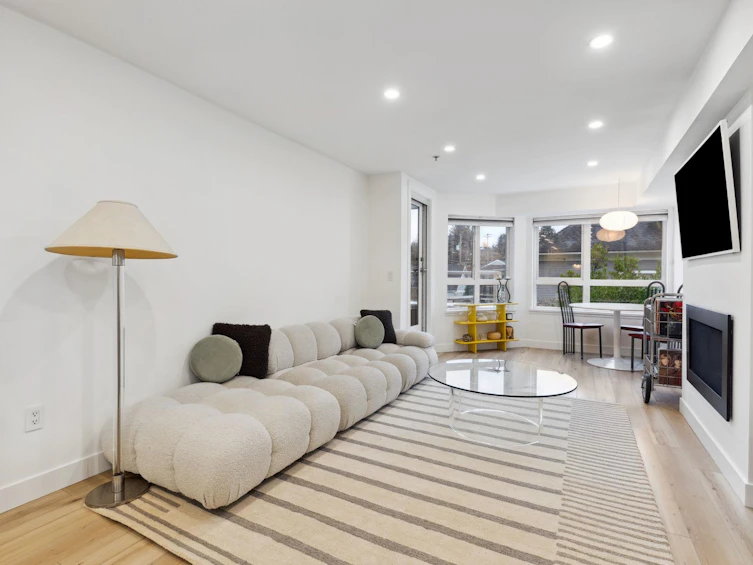 205-1707 Charles Street, Vancouver, BC, V5L 2T6 - 8