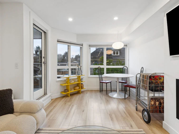 205-1707 Charles Street, Vancouver, BC, V5L 2T6 - 9