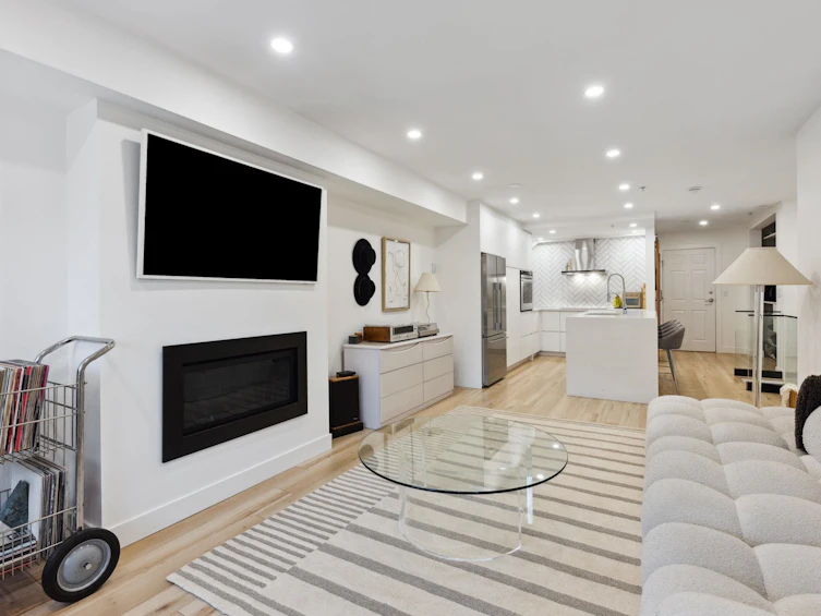 205-1707 Charles Street, Vancouver, BC, V5L 2T6 - 13