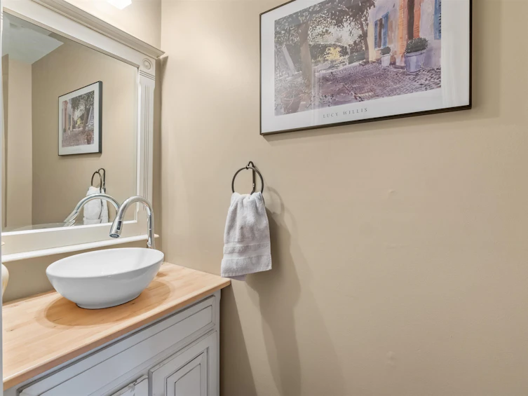 3-229 E 8th Street, North Vancouver, BC, V7L 1Y9 - 15