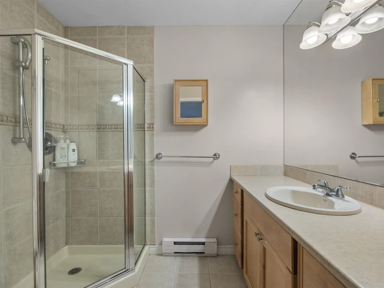 3-229 E 8th Street, North Vancouver, BC, V7L 1Y9 - 20