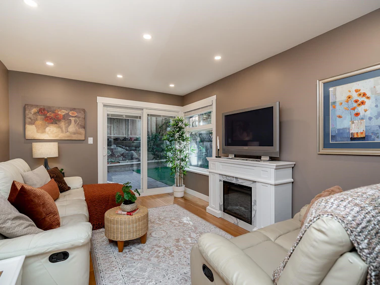 2579 Burian Drive, Coquitlam, BC, V3K 5W8 - 4