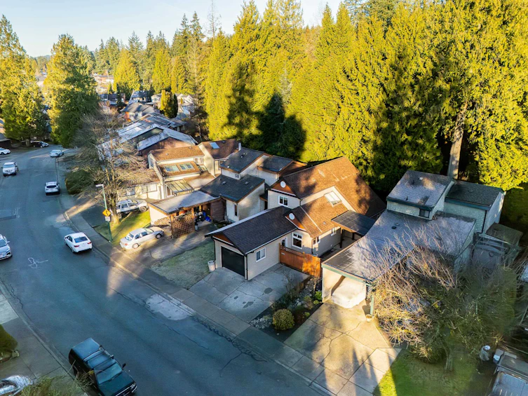 2579 Burian Drive, Coquitlam, BC, V3K 5W8 - 29