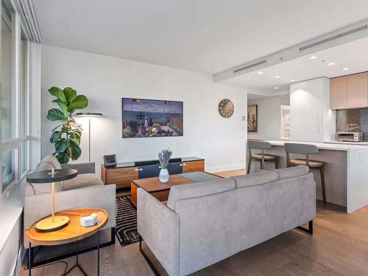 1801-1632 Lions Gate Lane, North Vancouver, BC, V7P 0E2 - 3