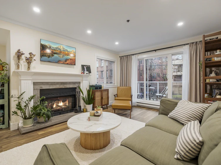 206-1265 W 11th Avenue, Vancouver, BC, V6H 1K6
