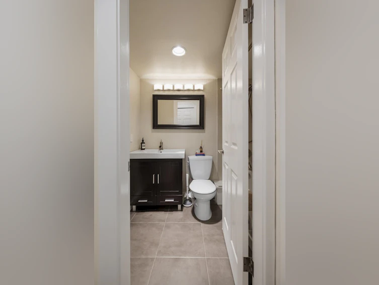 206-1265 W 11th Avenue, Vancouver, BC, V6H 1K6 - 23