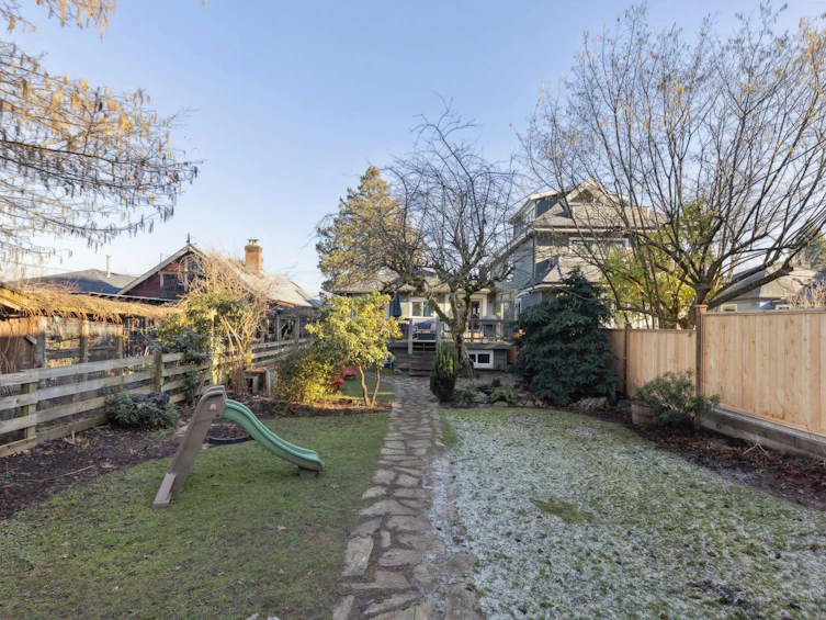 3365 Victoria Drive, Vancouver, BC, V5N 4M3 - 36