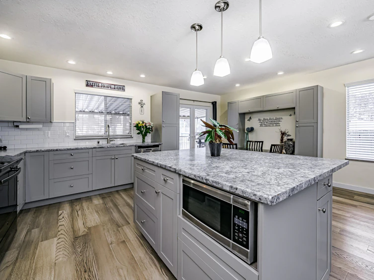 32961 Orchid Place, Mission, BC, V2V 7H9 - 7