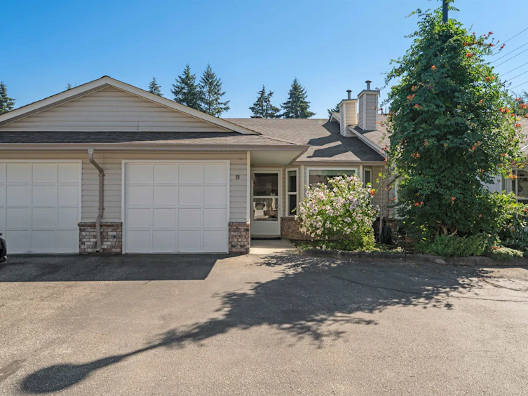 19-12049 217 Street, Maple Ridge, BC, V2X 0M8