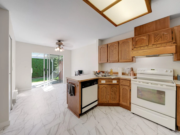 19-12049 217 Street, Maple Ridge, BC, V2X 0M8 - 13