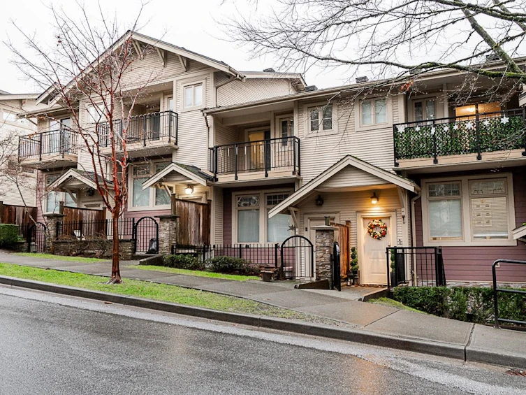 51-245 Francis Way, New Westminster, BC, V3L 0A7
