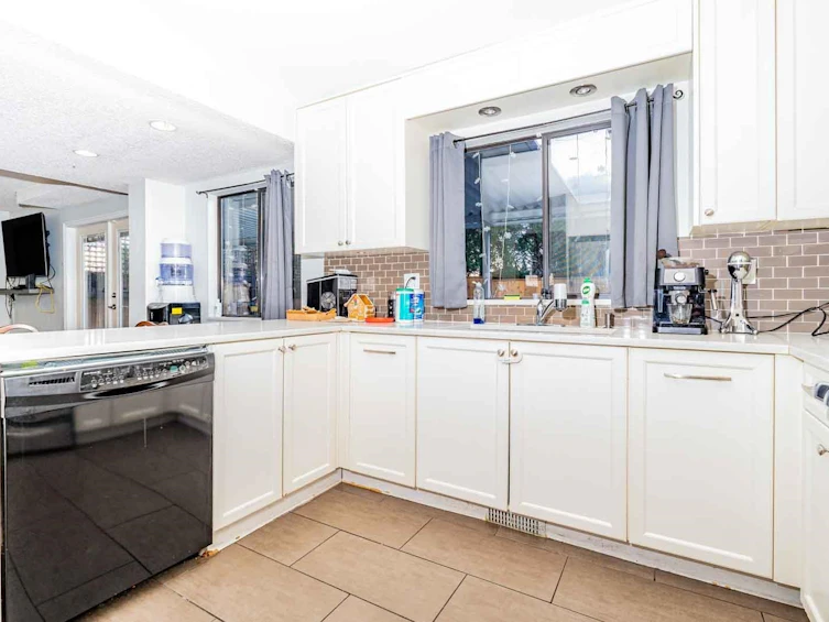 9366 Kingsley Crescent, Richmond, BC, V7A 4W7 - 6
